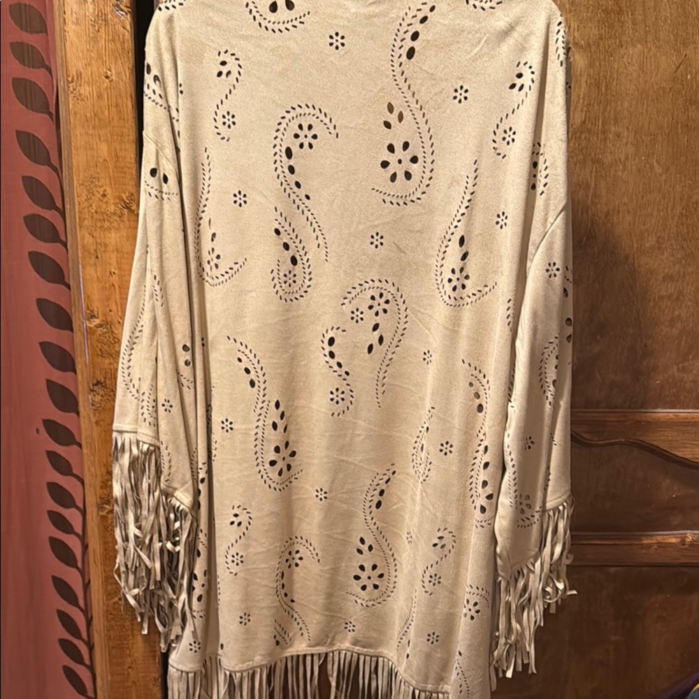 Wrangler Cream Cardigan with Fringe Details - Picture 6 of 6